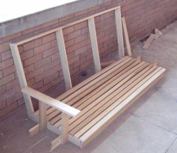 Садовая скамейка со спинкой своими руками: чертежи интересных задумок для реализации