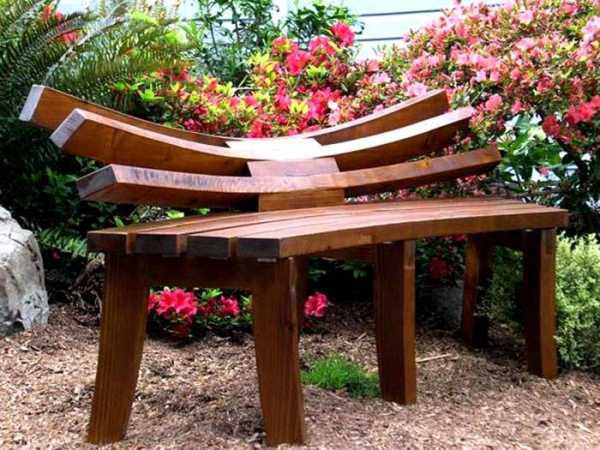 Садовая скамейка со спинкой своими руками: чертежи интересных задумок для реализации