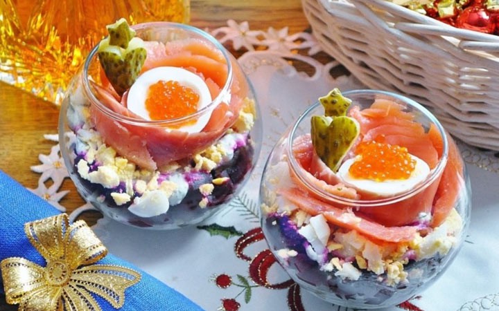 Как накрыть стол на Новый 2019 год