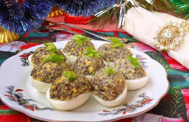 Новогодний стол 2019: вкусное меню, что приготовить, рецепты салатов, сколько будет стоить