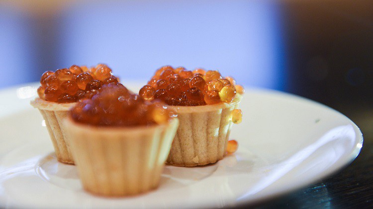 Как правильно выбрать икру на Новый год 2019 — какая икра лучше