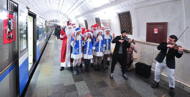 Как будет работать транспорт в праздники в Москве: как работает метро, автобусы с 31 декабря на 1 января интервал, какие маршруты