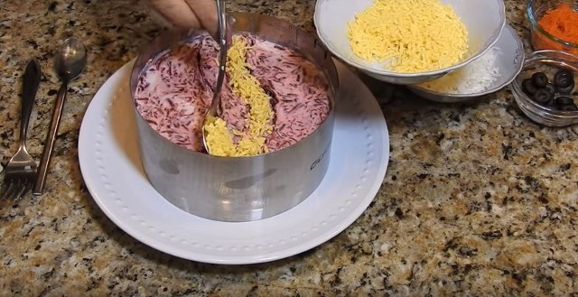 Классический рецепт: Селедка под шубой 2018 пошагово, фото и видео, новогодние салаты 2019