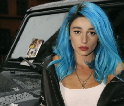 Настя Ивлеева показала танцы под шансон