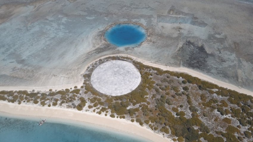 Купол Рунит - радиоактивная воронка США