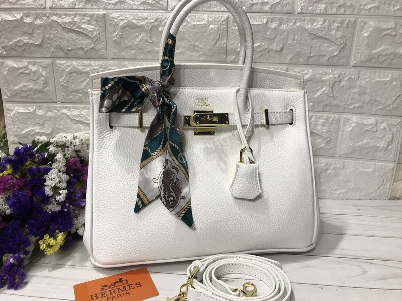 Самые дорогие и престижные из всех люксовых брендов мира, являются законодателями моды