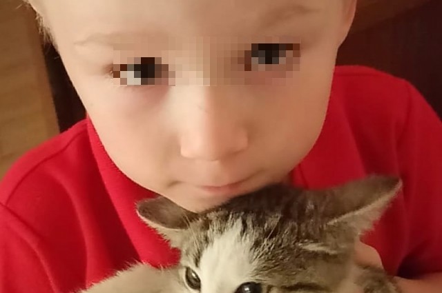 Сирота может лишиться семьи из-за квартиры