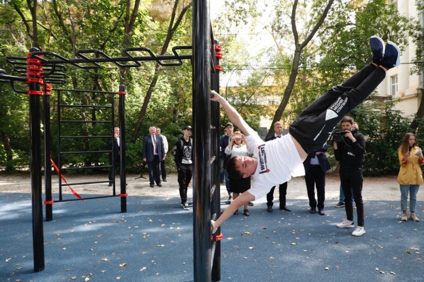 Несостоявшийся чиновник успешно зарабатывает на строительстве площадок для уличного спорта