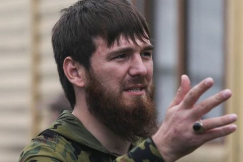 Кто такой Ислам Кадыров и почему он пытает женщин электрошокером