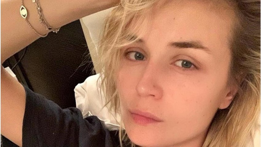 Полина Гагарина отменила ближайшие концерты из-за проблем со здоровьем