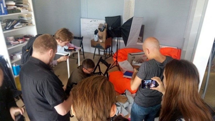 Миллионы рублей заблокировали на счетах сотрудников штаба Навального в регионах