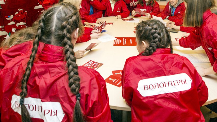 На парад 7 ноября 2019 года в Москве набирают волонтеров