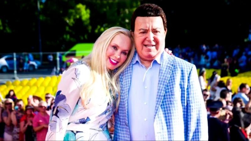 Вдова Иосифа Кобзона Нелли собирается судиться с мошенником