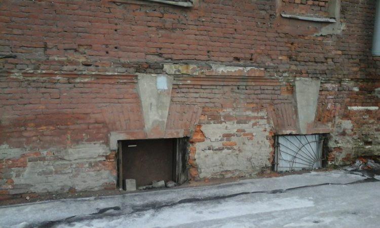 Засыпанные дома, как доказательства всемирного потопа в 19 веке