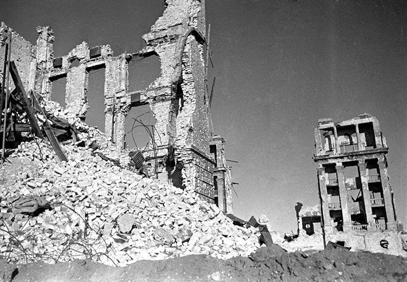 Засыпанные дома, как доказательства всемирного потопа в 19 веке