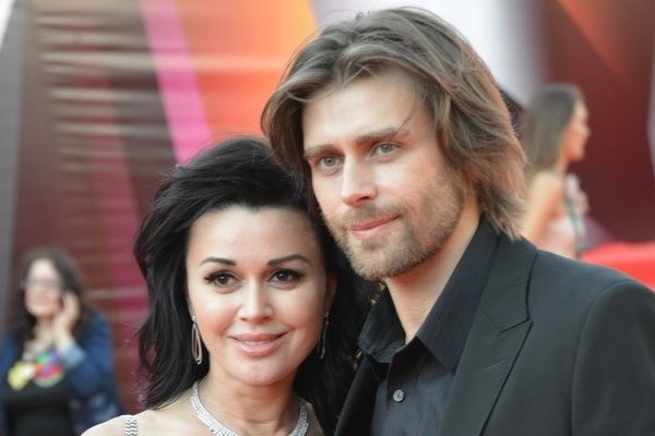 Муж Анастасии Заворотнюк угодил в скандал