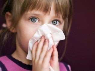 Альбуцид при насморке у детей: применение и эффективность, отзывы и мнение врача