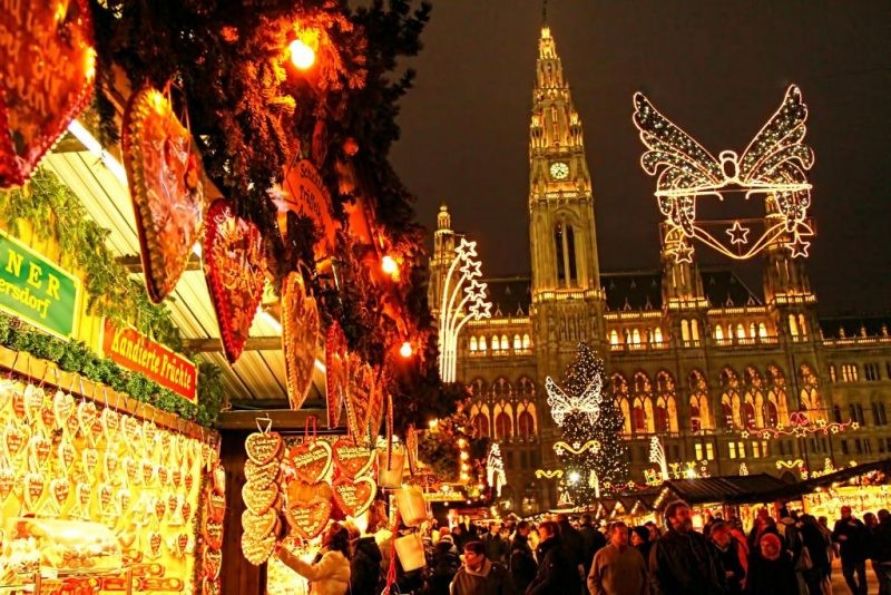 Новогодние каникулы 2020 в Европе: как не потратить все сбережения на путешествие