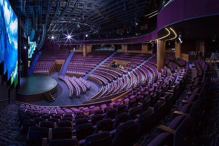 Действующие промокоды от Крокус Сити Холл на День рождения Деда Мороза 2020