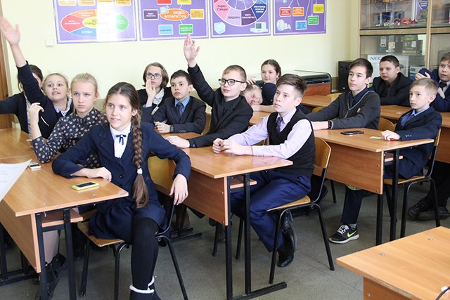 Как отмечается Всемирный день качества: школьников России ознакомят с правами потребителя