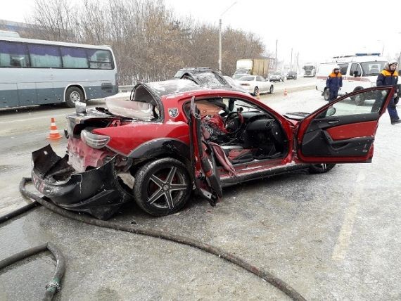 Новосибирец на спорткаре Mazda RX-8 погиб в ДТП на трассе в Бердске