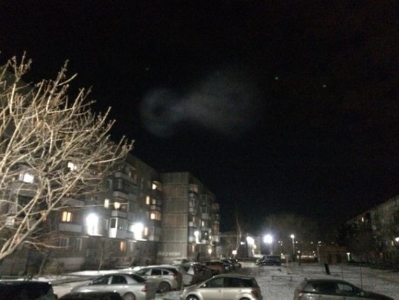 В небе над Челябинском пролетел и взорвался неопознанный объект