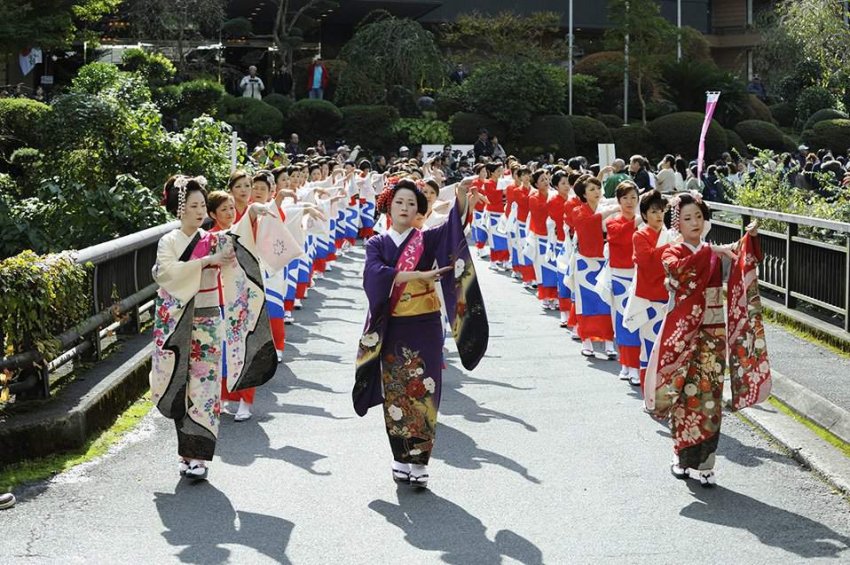 Какой праздник отмечают 3 ноября 2019 года: особенности праздников разных народов мира