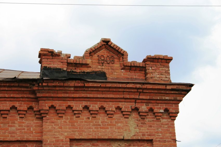 Засыпанные дома, как доказательства всемирного потопа в 19 веке