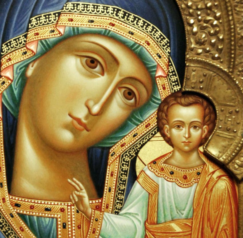 Осенняя Казанская 4 ноября 2019: в чем помогает молитва иконе