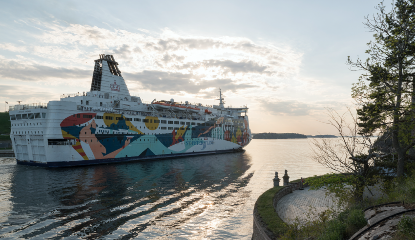 Российский паром «Принцесса Анастасия»: потерпевшее крушение судно доставлено в порт, обошлось без жертв