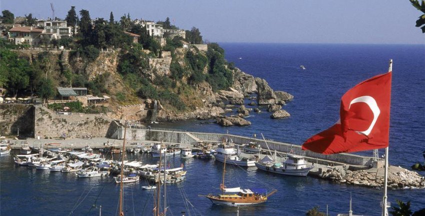 Россияне, перебравшиеся жить в Турцию, не хотят возвращаться обратно