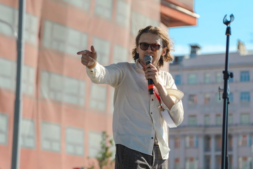 Политолога Михаила Светова пытаются посадить по обвинению в разврате и педофилии