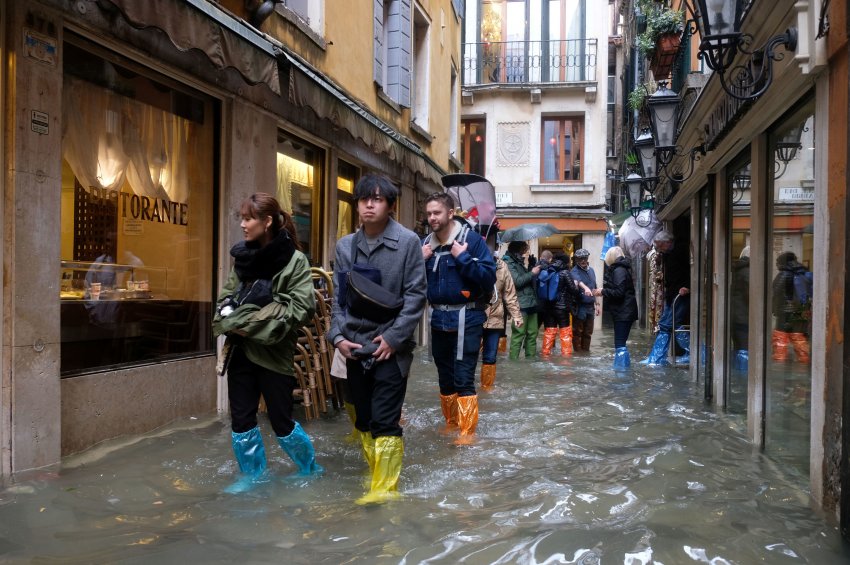 Наводнение в Венеции 13 ноября 2019 года стало рекордным за последние 40 лет