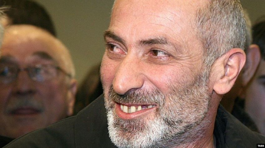 Виталий Калоев обрел счастье с новой семьей, спустя года после авиакатастрофы