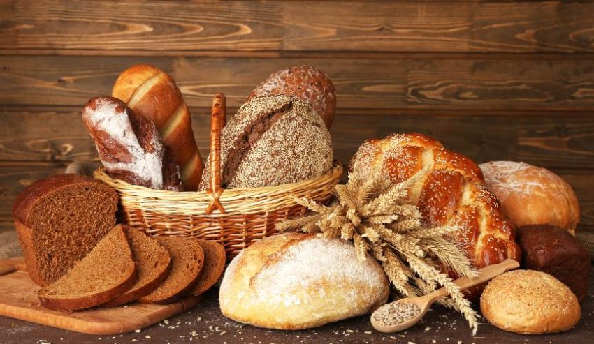 Почему нельзя выбрасывать хлеб: народная примета