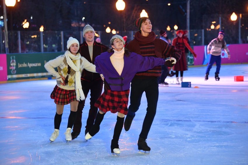 Каток в Парке Горького в 2019 году стал больше и пополнился новыми локациями