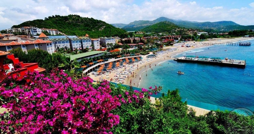 Туроператоры рассказали, подешевели ли путёвки в Турцию в связи с окончанием сезона