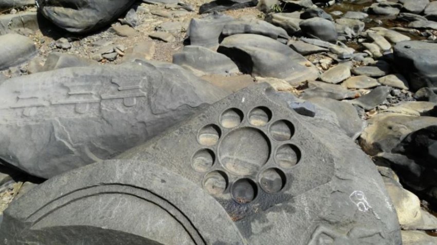 В Индии обнаружен артефакт, похожий на пульт управления «Звездными Вратами»