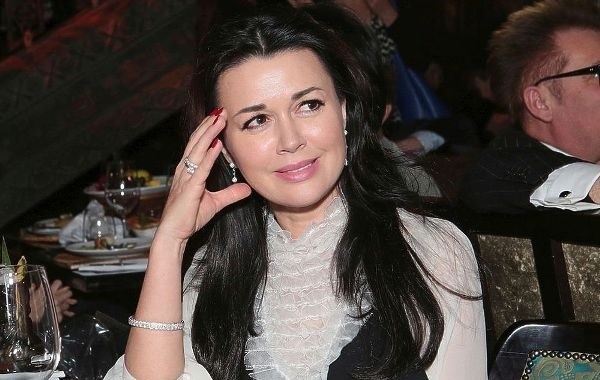 В лечении Заворотнюк всплыла новая проблема