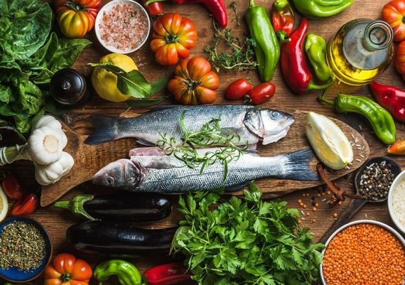 Диетолог назвала 4 главных правила питания долгожителей