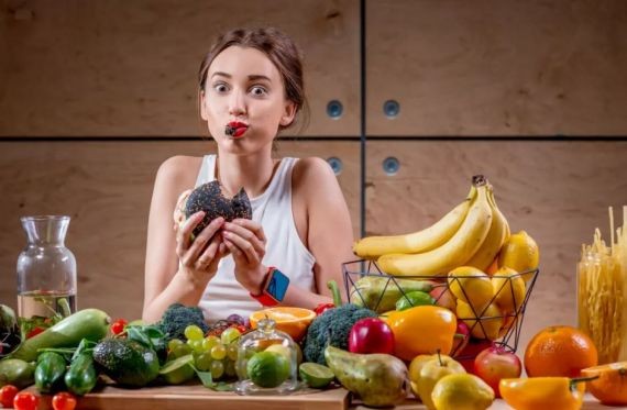 Медики рассказали, что нельзя делать после еды, чтобы не навредить здоровью