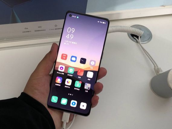 Компания Oppo презентовала 5G-смартфон Oppo Reno 3 Pro