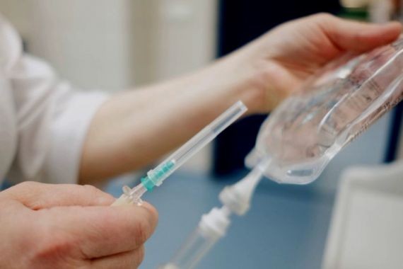 В США мать добавляла в капельницу своего сына фекальные массы