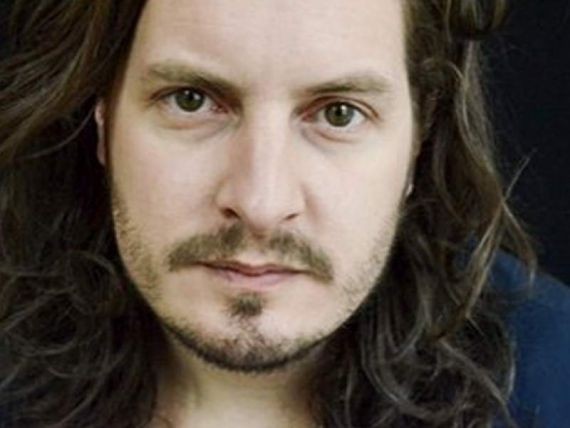 Предсказавший пожар в Нотр-Даме экстрасенс дал мрачный прогноз на 2020 год