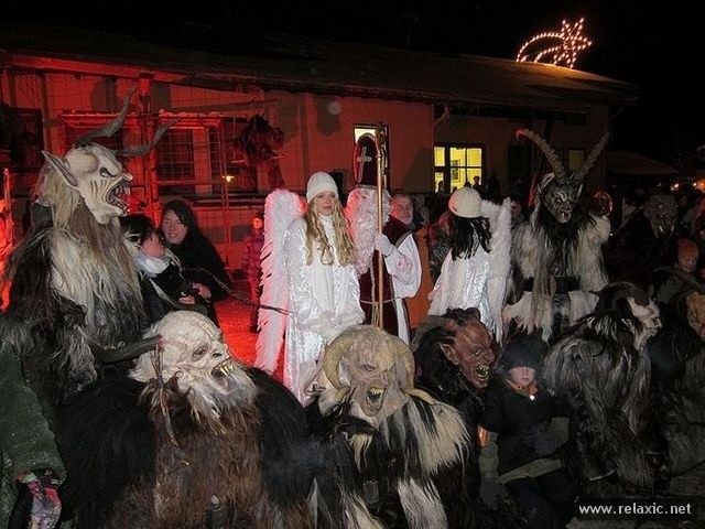 Святой Крампус или Санта Клаус. История чудовища