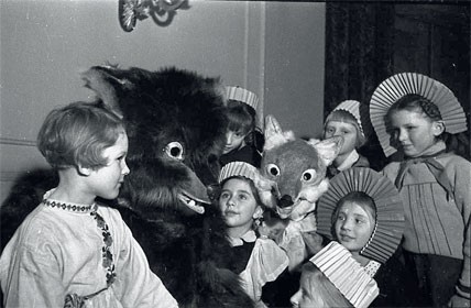 К Новому Году в СССР готовились еще летом. Фотоподборка