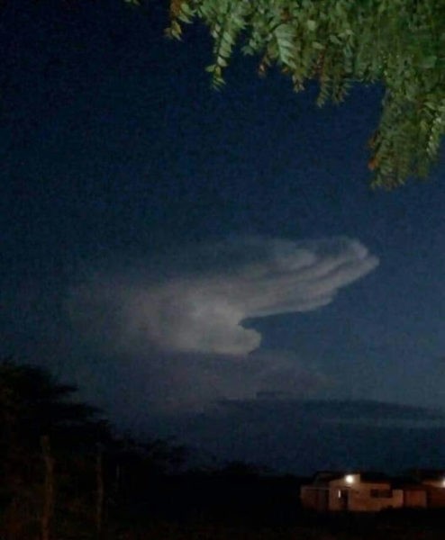 Жителей Бразилии напугала «рука Бога»