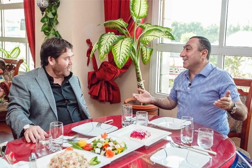 Встречи на берегу Персидского Залива: Карен Аванесян