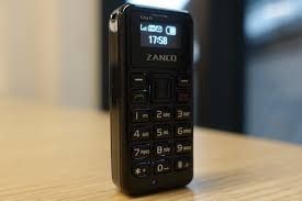 Создана новая версия самого крошечного телефона в мире