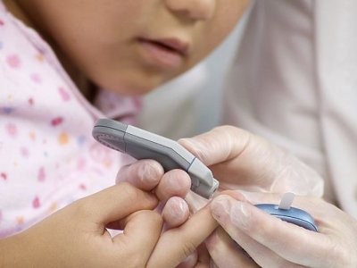 Названы симптомы диабета первого типа, который поражает детей и подростков